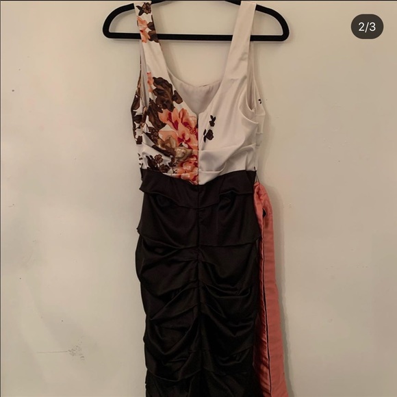 Dress - Picture 2 of 2